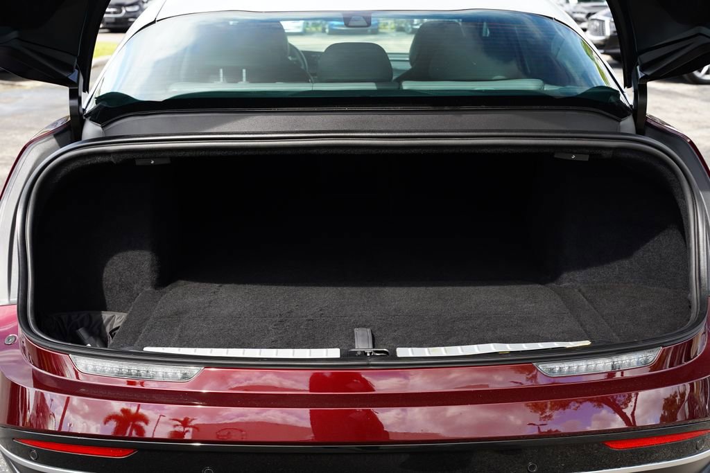 Used 2022 Lucid Air Grand Touring image 21