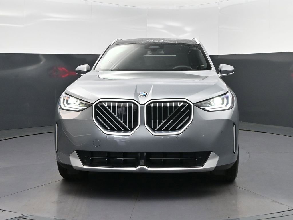 Certified 2025 BMW X3 xDrive30i w/ Premium Package image 10