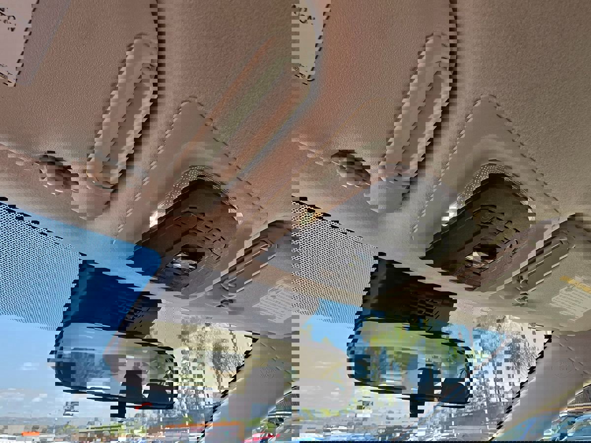 Used 2023 Toyota Corolla LE image 42