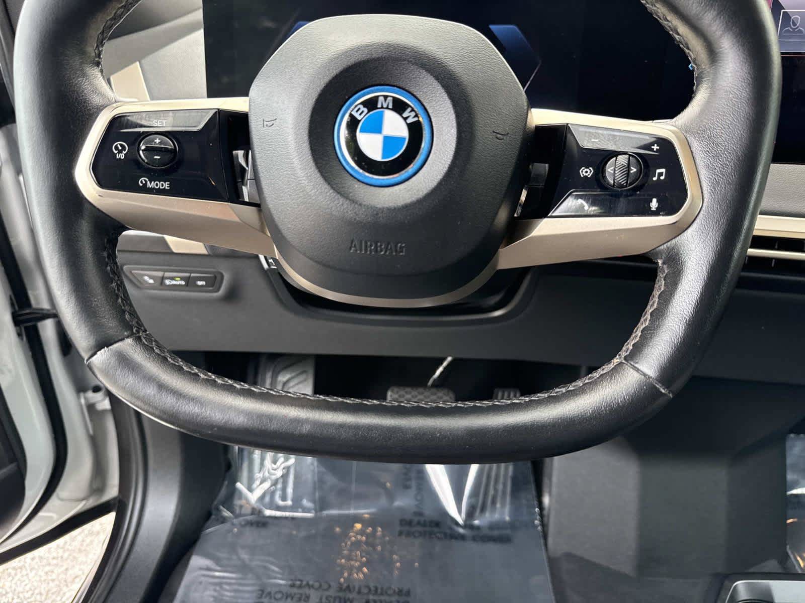 Certified 2024 BMW iX xDrive50 w/ Sport Package AWD/4WD image 18