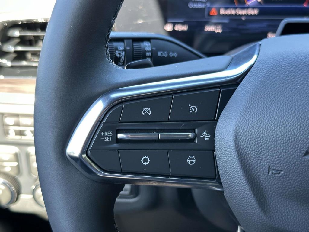 New 2026 Chevrolet Suburban Premier image 9