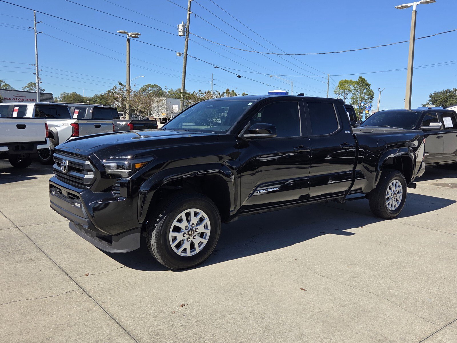 Certified 2024 Toyota Tacoma SR5 image 3