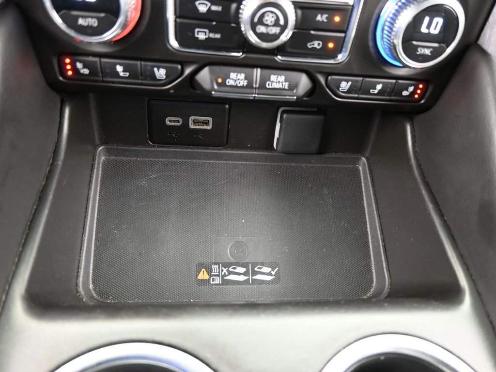 Used 2023 GMC Yukon SLT image 28