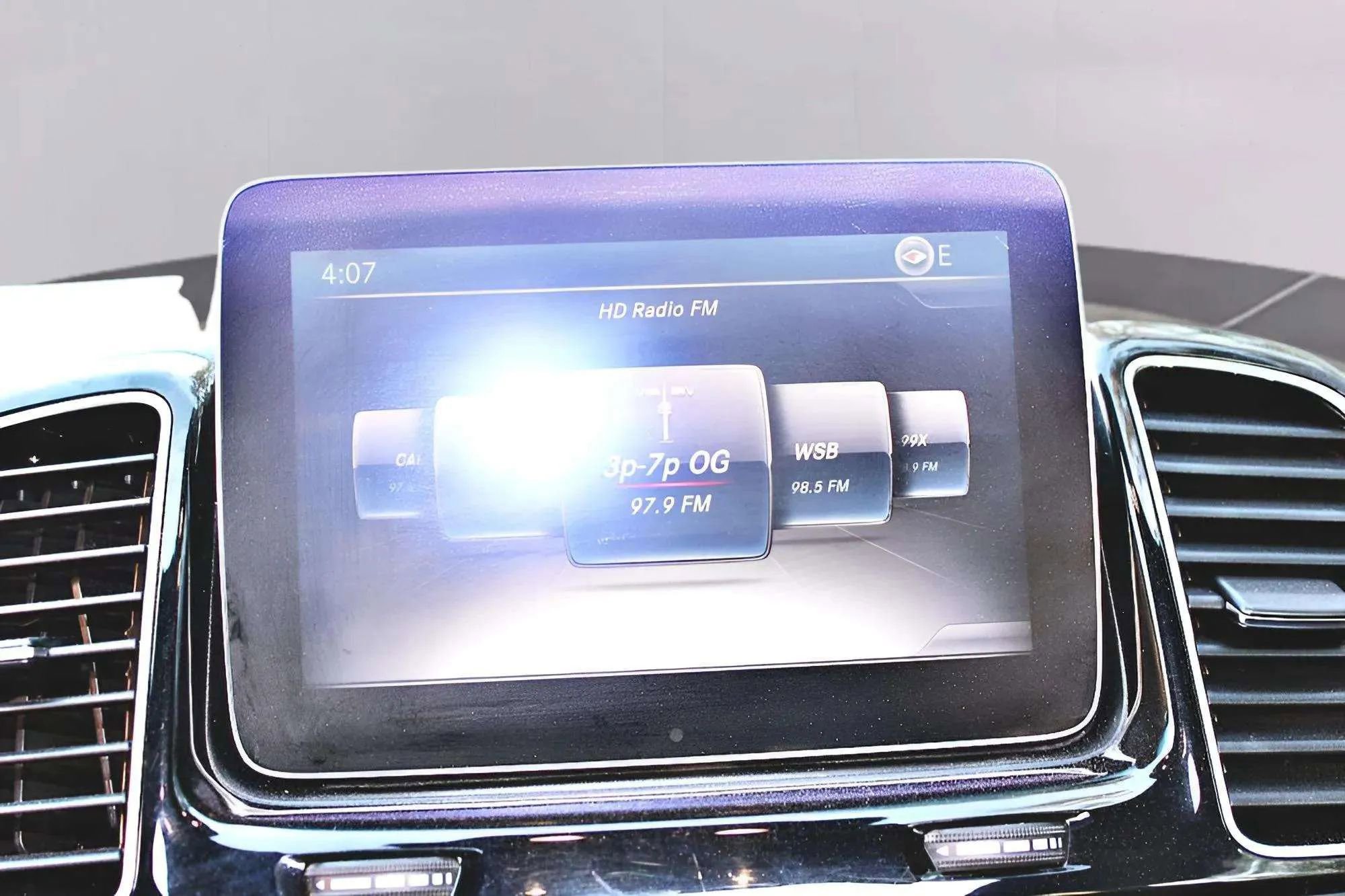 Used 2017 Mercedes-Benz GLE 350 image 18