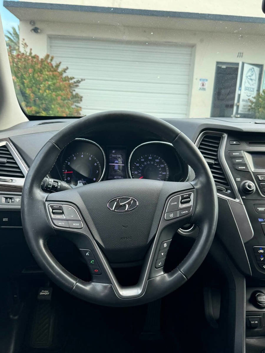 Used 2013 Hyundai Santa Fe Sport 2.0T FWD image 13