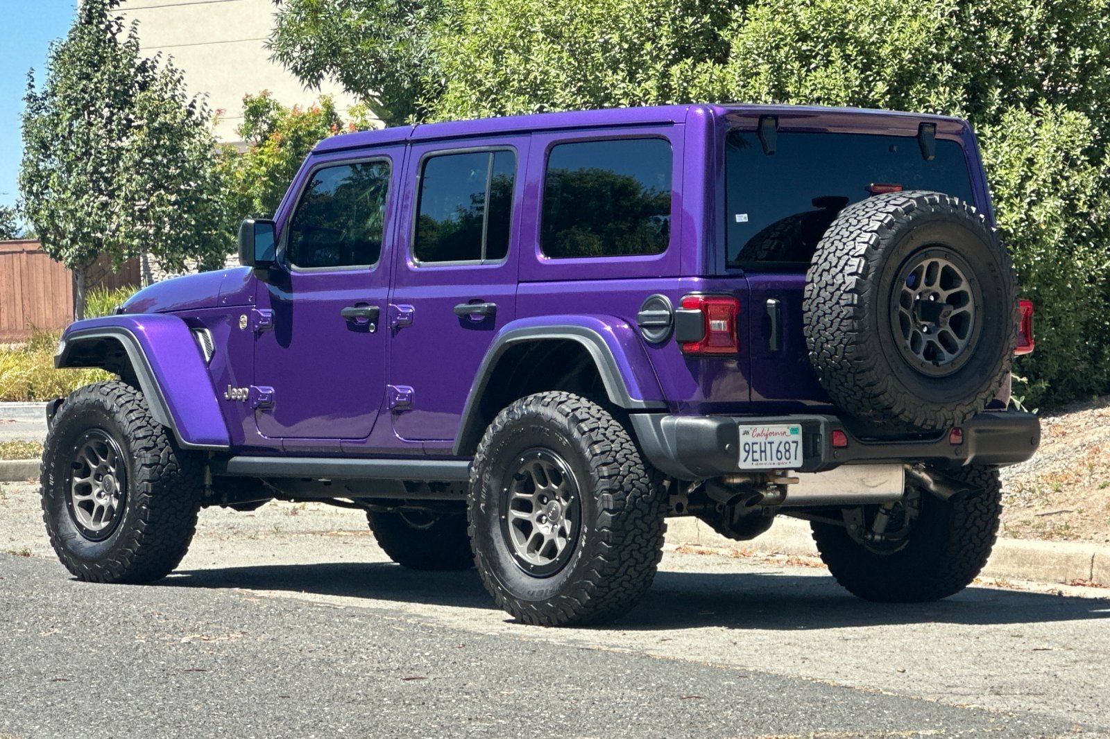 Used 2023 Jeep Wrangler Unlimited Rubicon 392 w/ Xtreme Recon 35" Tire Package AWD/4WD image 5