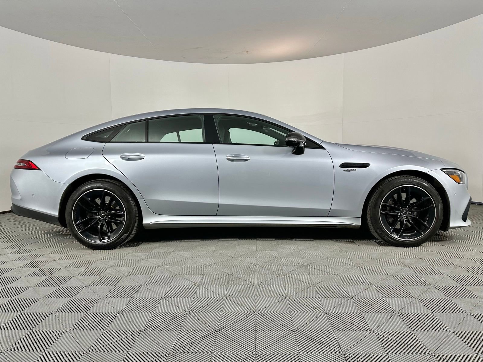 Used 2021 Mercedes-Benz AMG GT 43 w/ Driver Assistance Package image 30