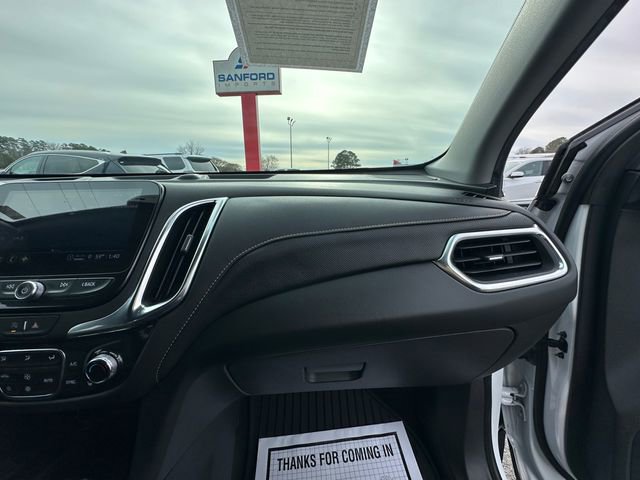 Used 2022 Chevrolet Equinox Premier image 16