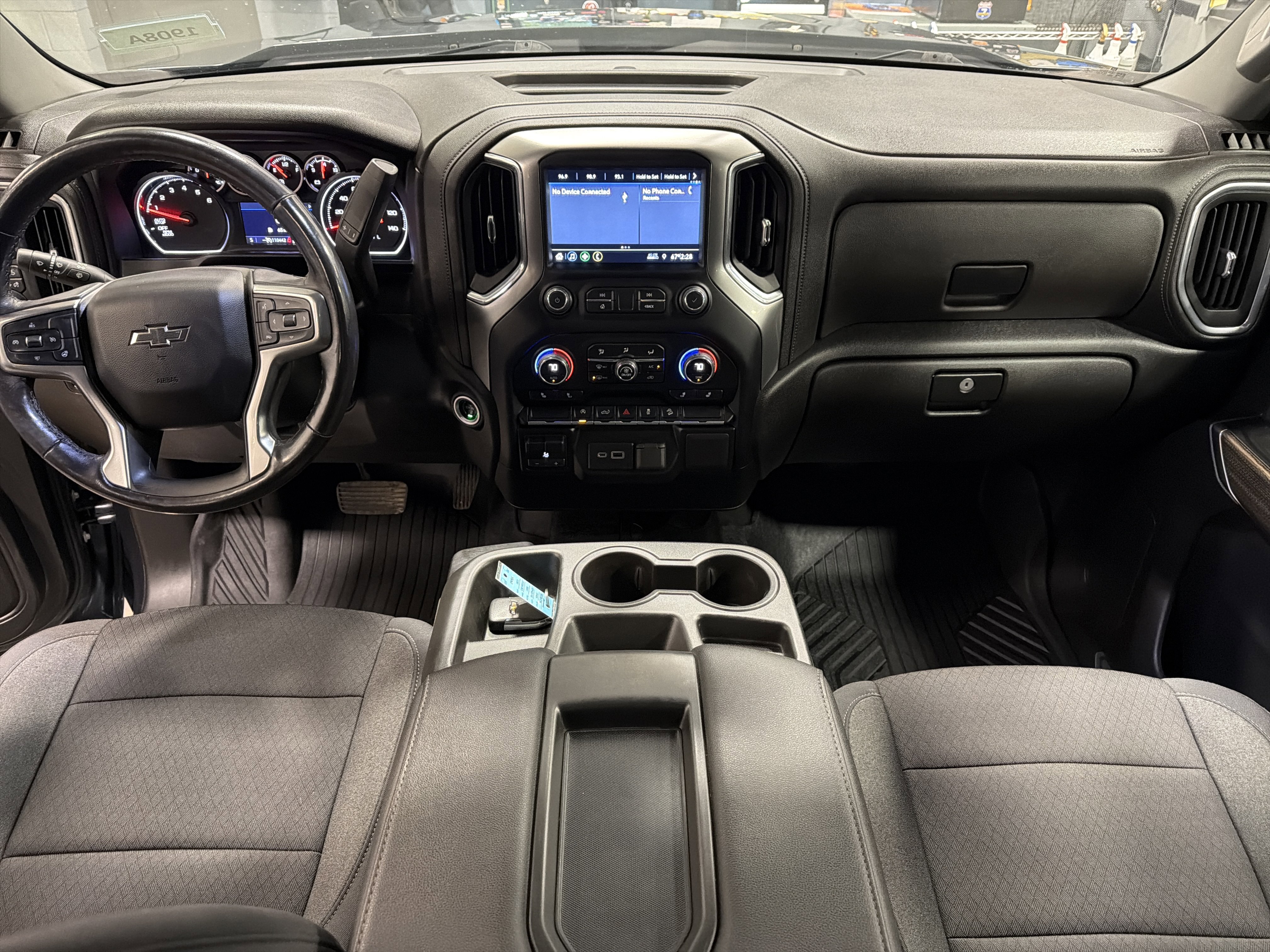 Used 2022 Chevrolet Silverado 1500 RST image 4