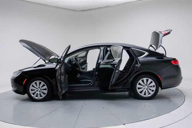 Used 2016 Chrysler 200 LX FWD image 18