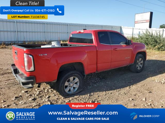 Used 2015 GMC Canyon SLE AWD/4WD image 4