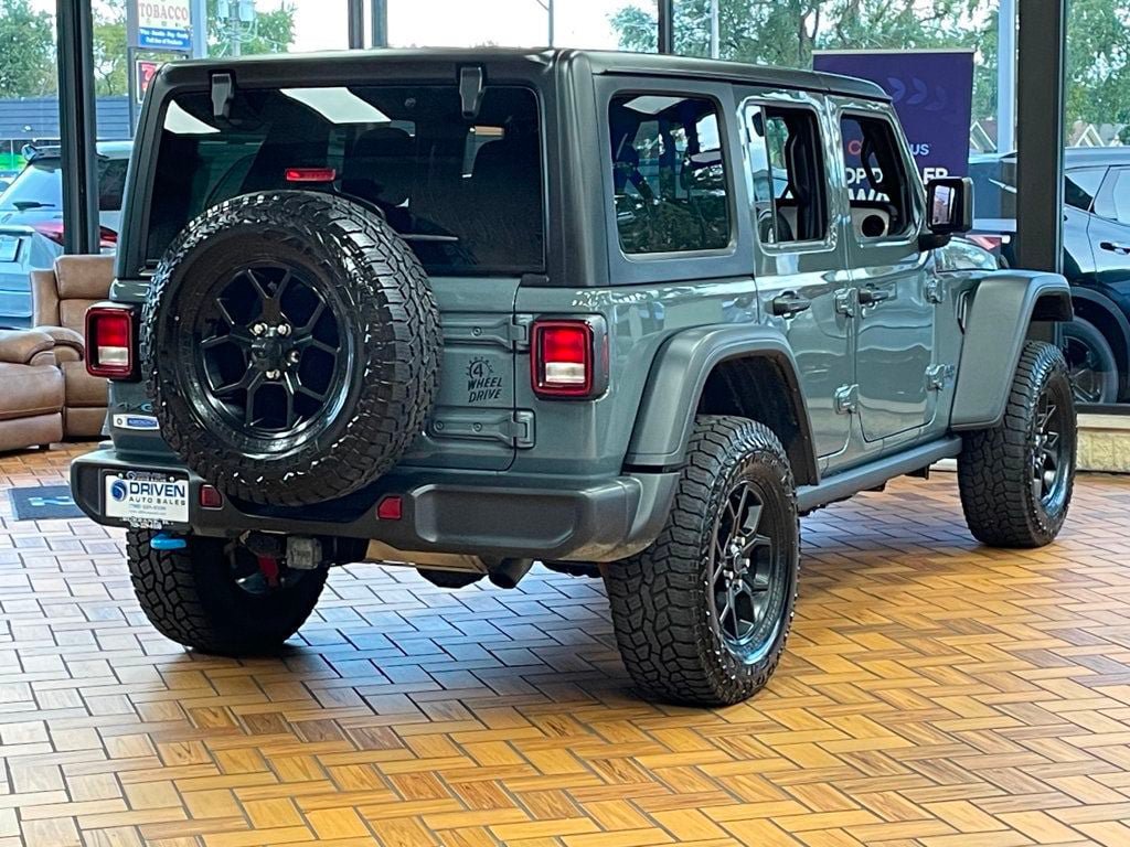 Used 2024 Jeep Wrangler Unlimited AWD/4WD image 9