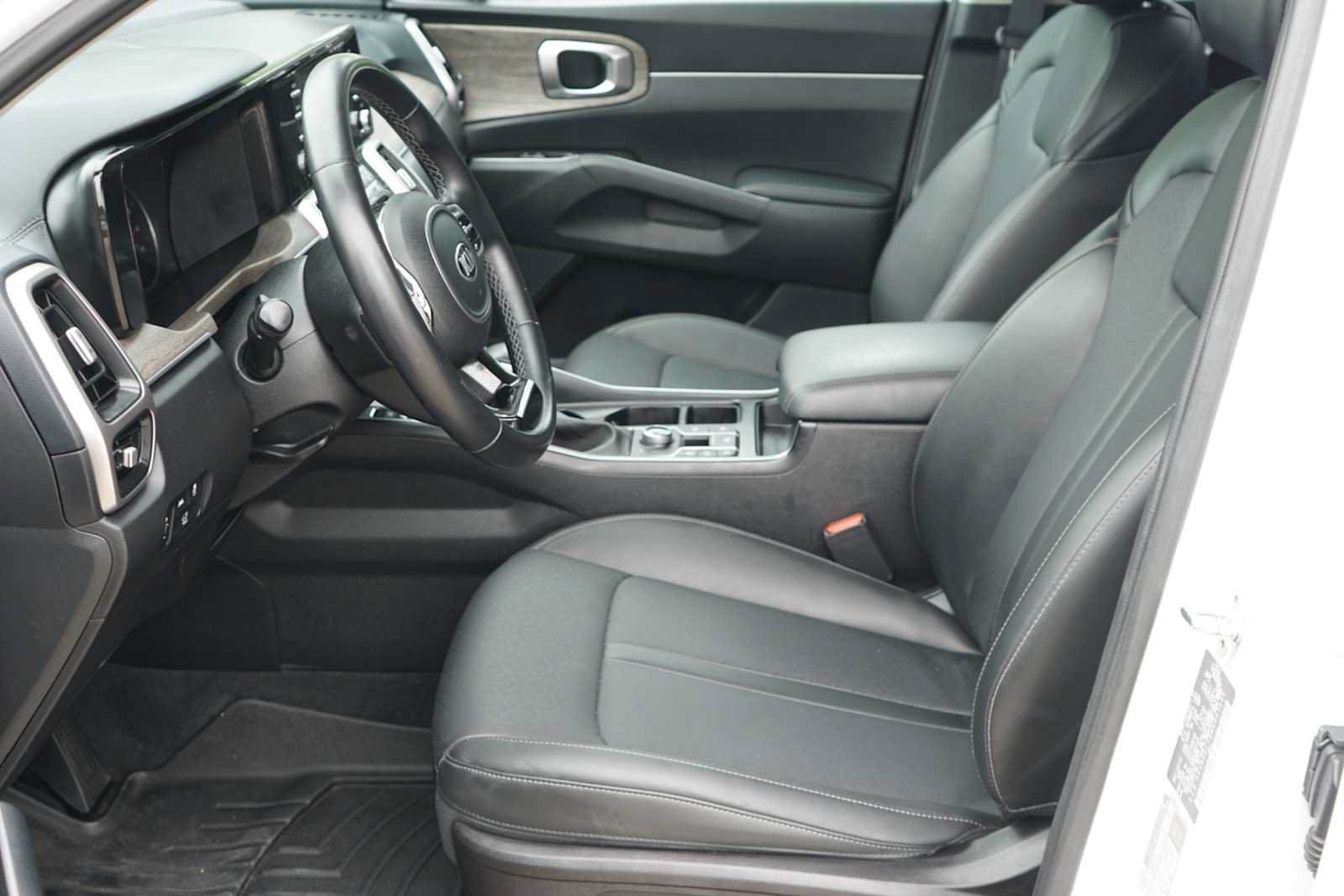 Used 2021 Kia Sorento EX AWD/4WD image 9