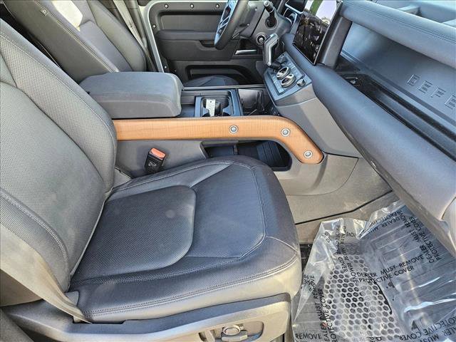 Used 2023 Land Rover Defender 110 X image 20