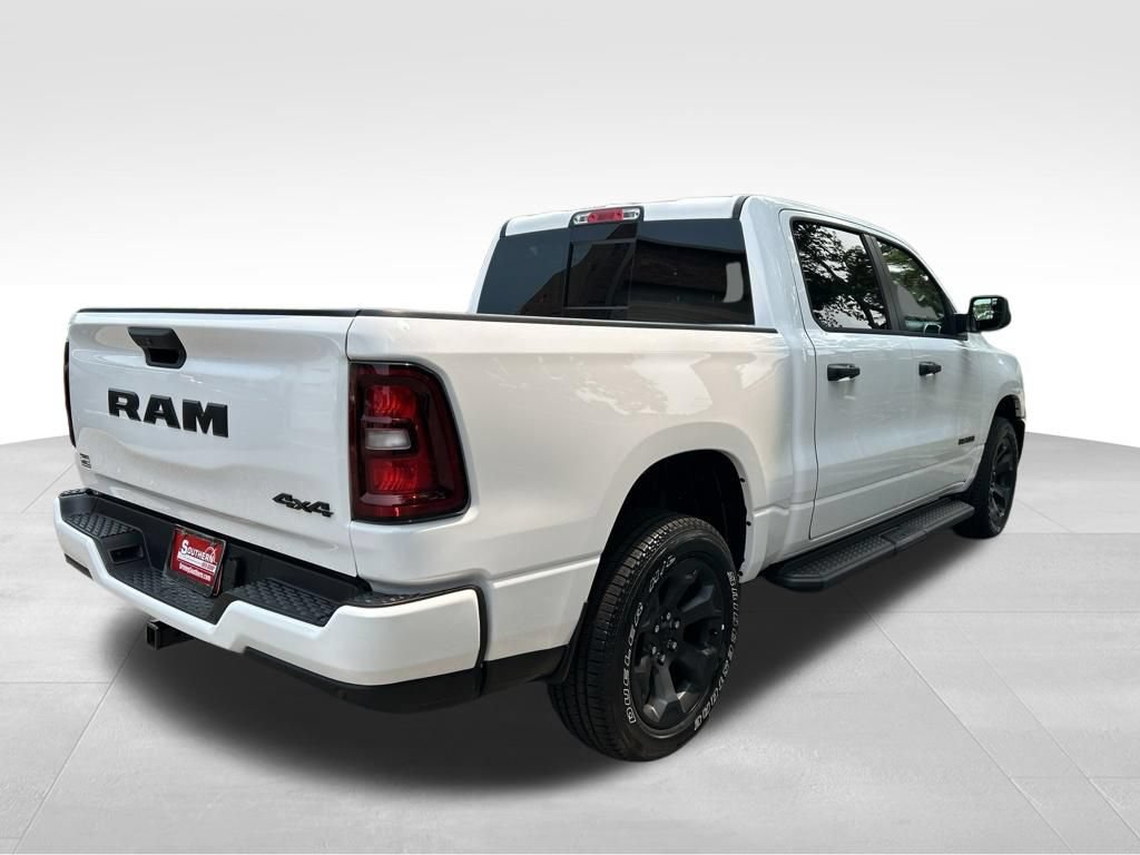 Used 2026 RAM 1500 Express AWD/4WD image 5