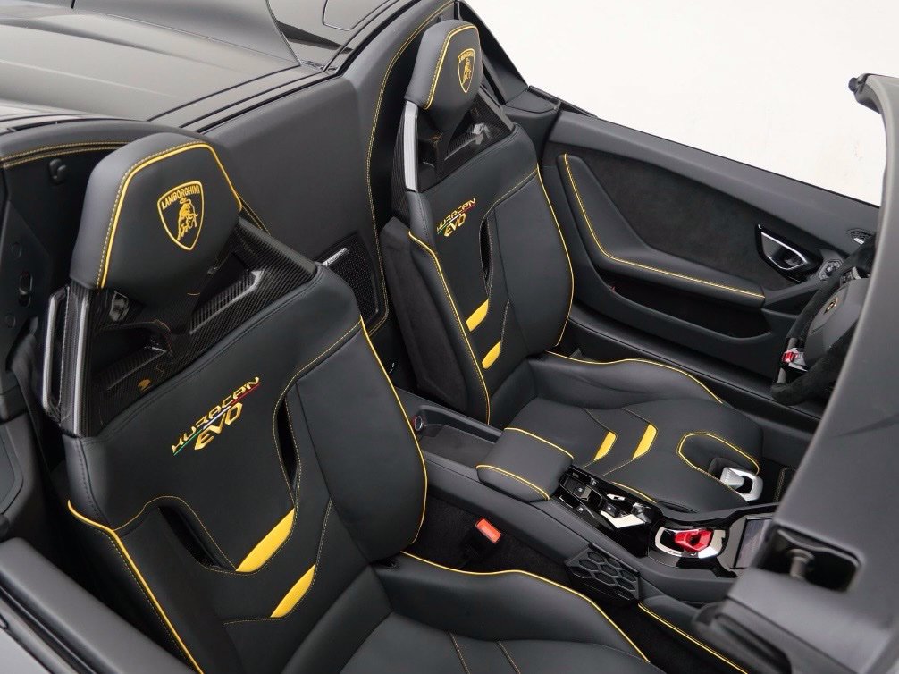 Used 2024 Lamborghini Huracan EVO AWD/4WD image 24