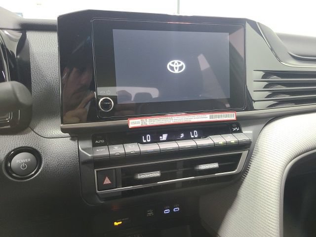 New 2026 Toyota Camry SE FWD image 25