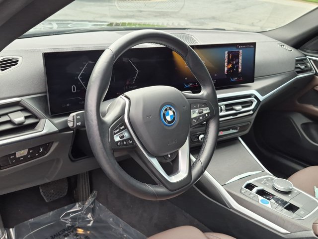 Used 2023 BMW i4 eDrive35 w/ Premium Package RWD image 10