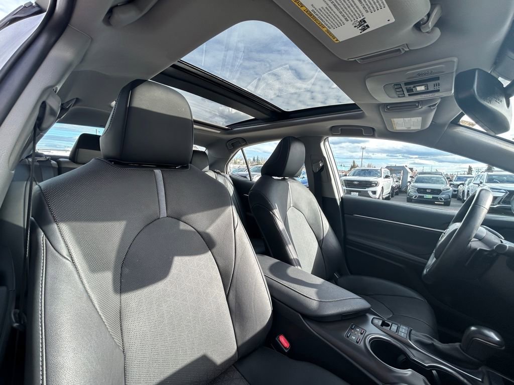 Used 2024 Toyota Camry XSE w/ Navigation Package FWD image 27