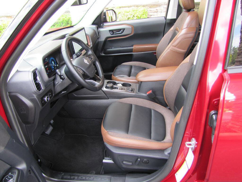 Used 2025 Ford Bronco Sport Outer Banks w/ Outer Banks Tech Package+ AWD/4WD image 10