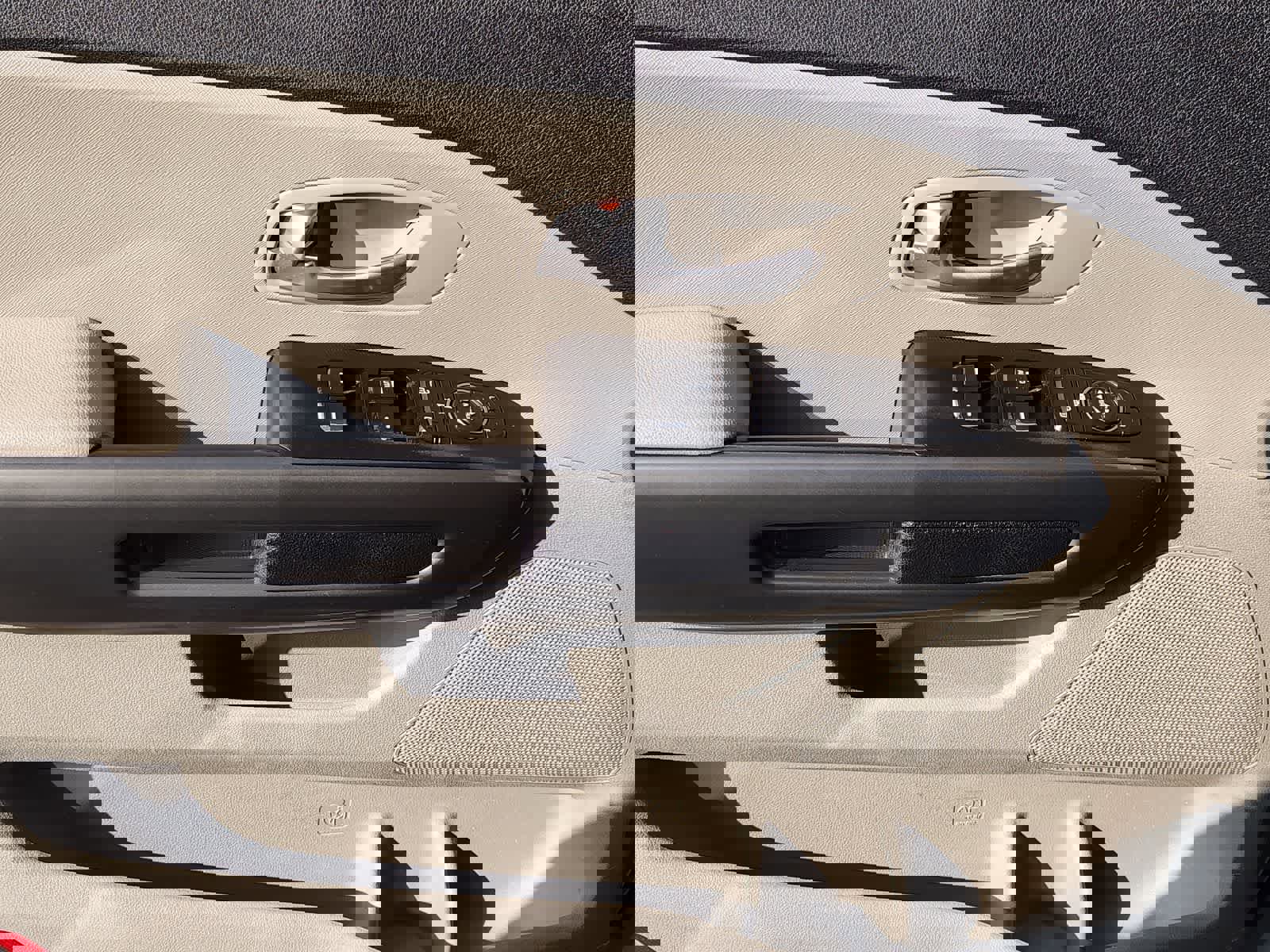 Used 2019 Kia Sedona EX FWD image 24