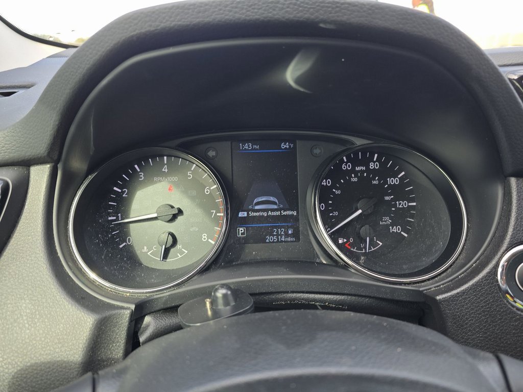 Used 2022 Nissan Rogue Sport SV w/ Technology Package image 12