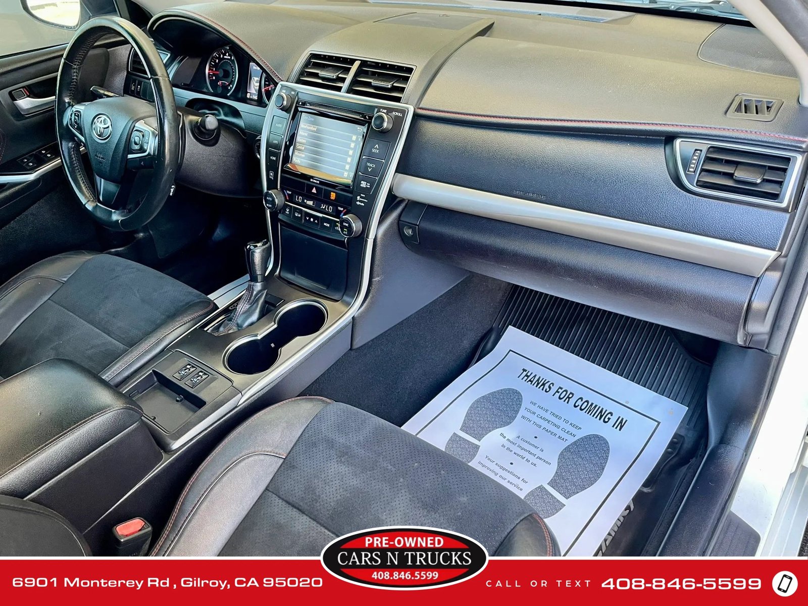 Used 2017 Toyota Camry XSE FWD image 14