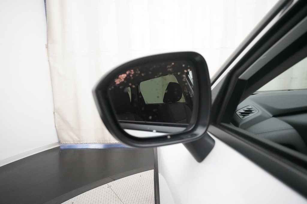 Used 2026 Nissan Rogue SV image 25