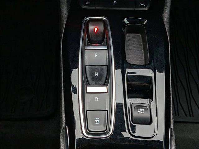 Certified 2022 Chevrolet Bolt EUV LT w/ Convenience Package image 15