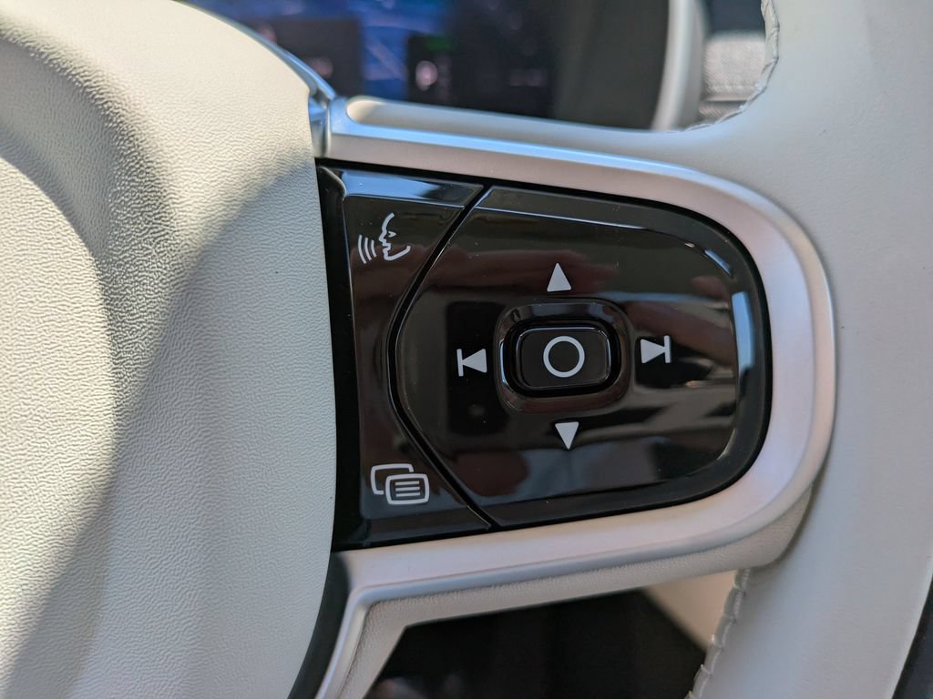 New 2026 Volvo XC90 T8 Ultra w/ Lounge Package AWD/4WD image 26
