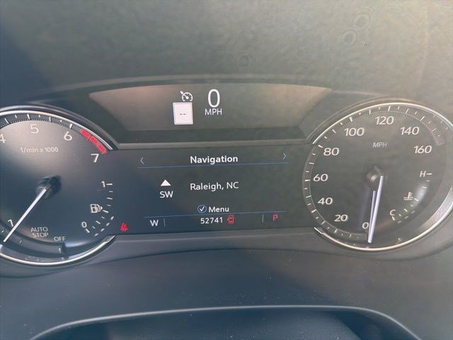 Used 2019 Cadillac XT4 Premium Luxury w/ Enhanced Visibility Package image 14