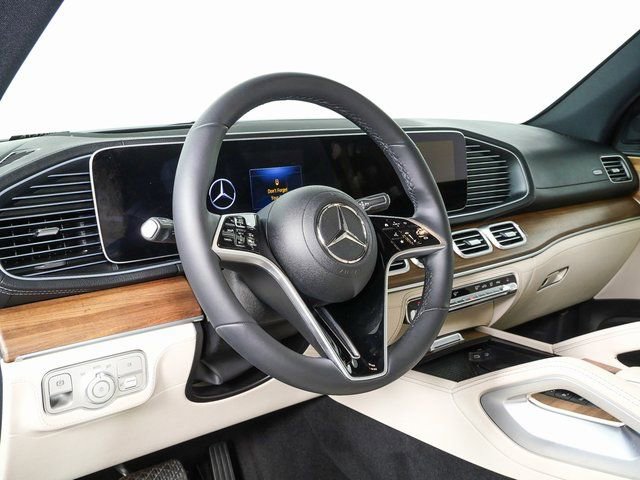 Used 2024 Mercedes-Benz GLE 450 4MATIC image 4