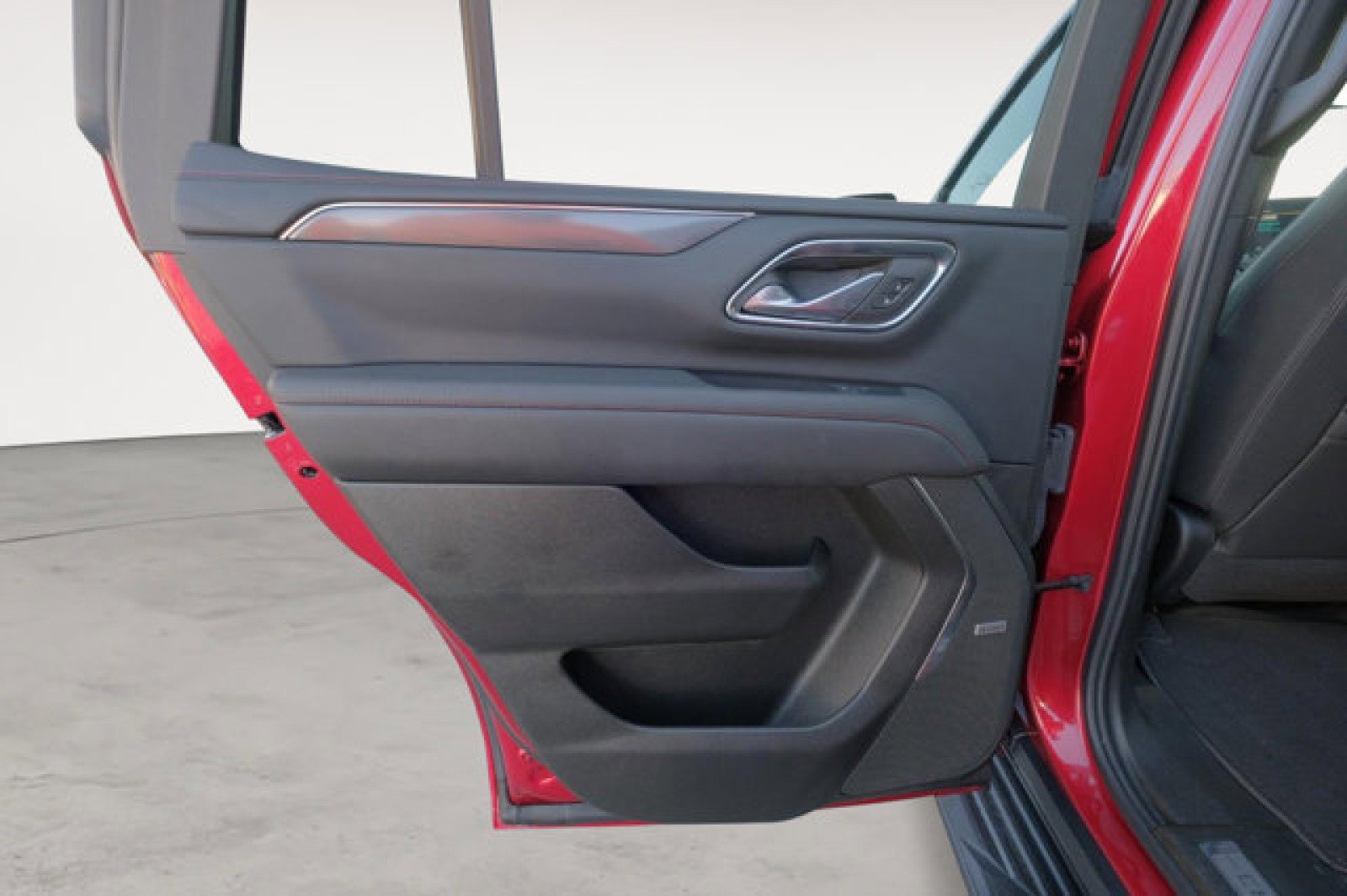 Used 2023 Chevrolet Tahoe RST w/ RST Performance Edition image 13
