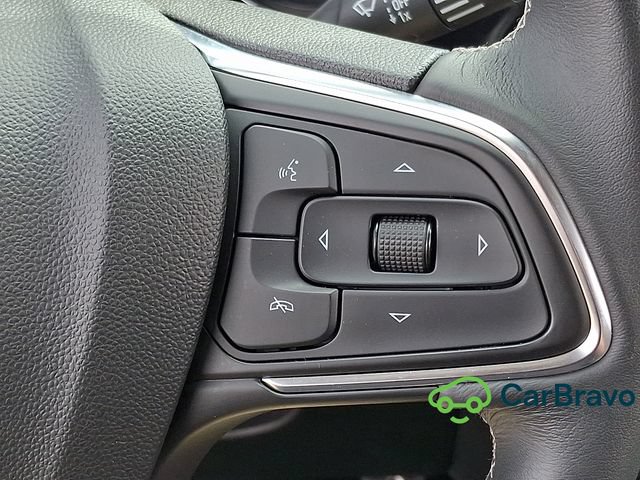 Used 2023 Buick Encore GX Select w/ Sport Touring Package FWD image 23