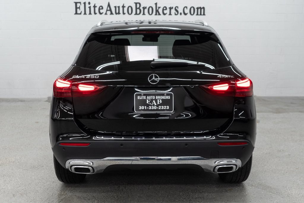 Used 2025 Mercedes-Benz GLA 250 4MATIC w/ Winter Package image 4