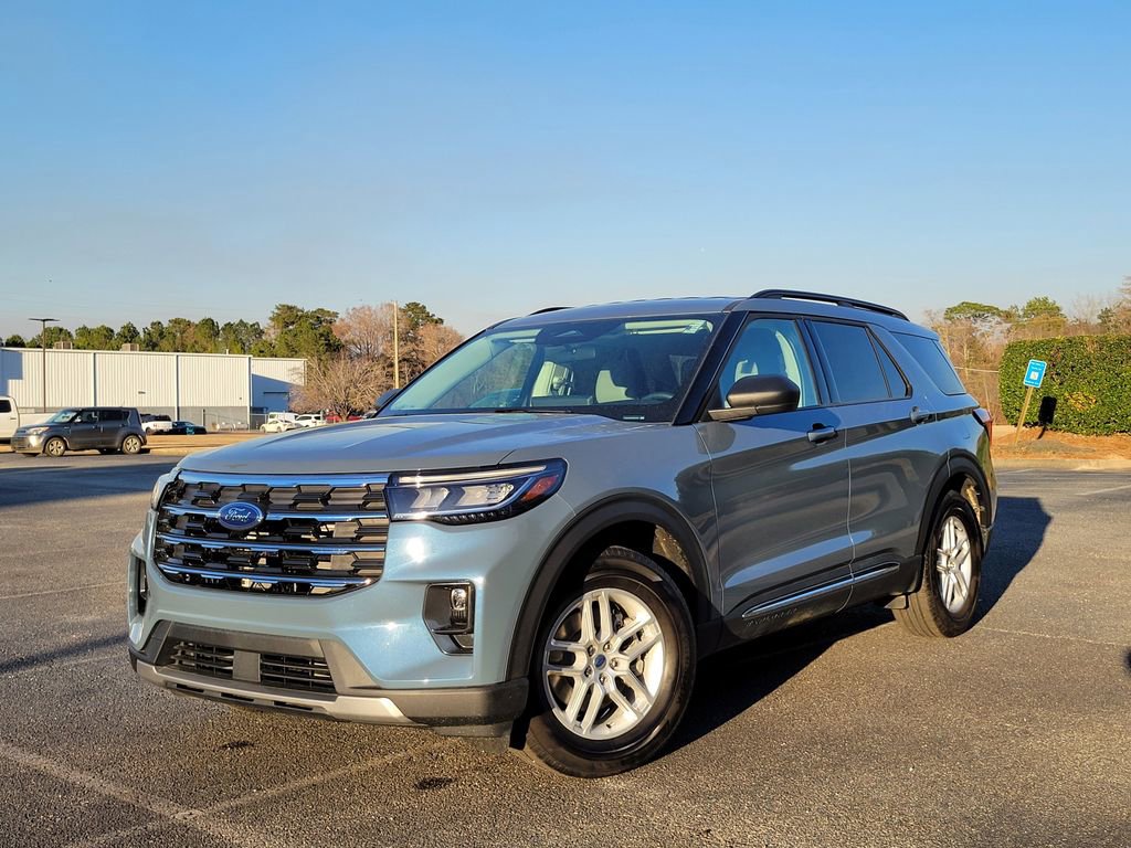Used 2025 Ford Explorer Active w/ Active Comfort Package