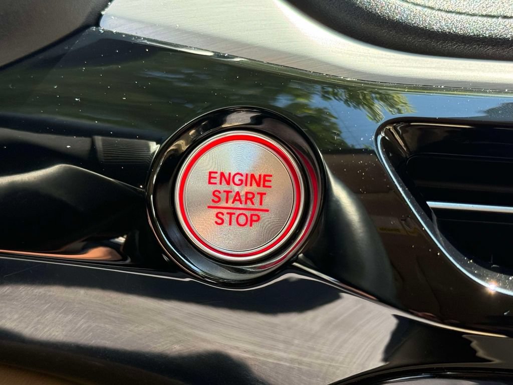 Certified 2023 Acura MDX w/ Technology Package FWD image 26