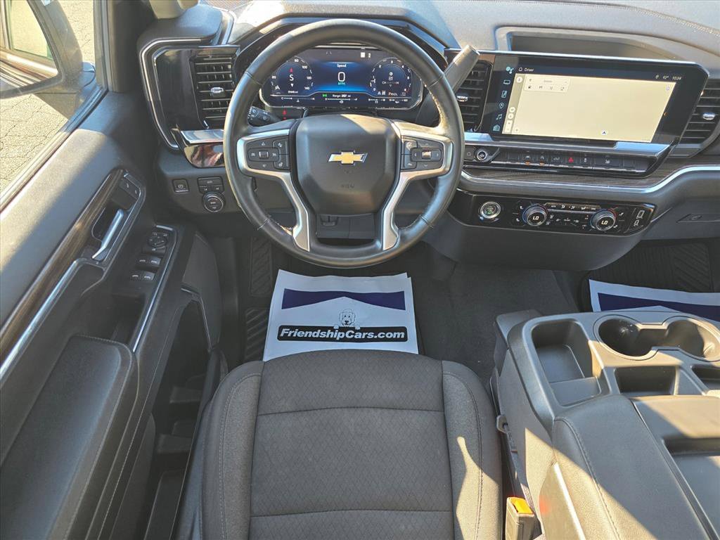 Used 2023 Chevrolet Silverado 1500 LT AWD/4WD image 3