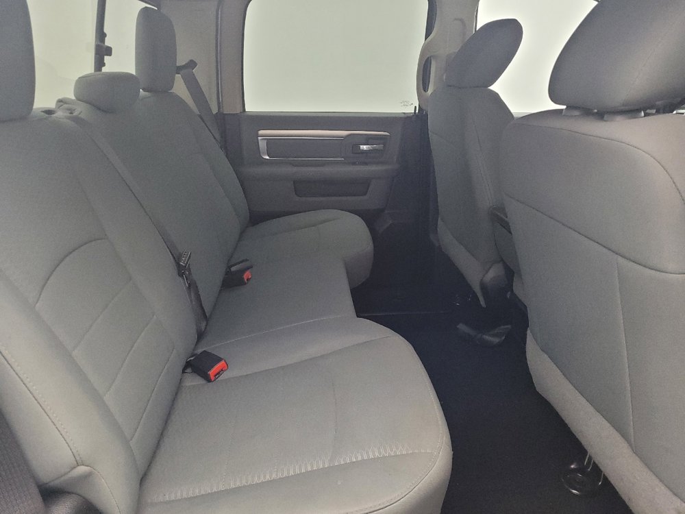 Used 2019 RAM 1500 Classic SLT image 19