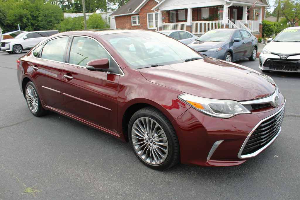 Used 2016 Toyota Avalon Limited w/ Protection Package FWD image 4