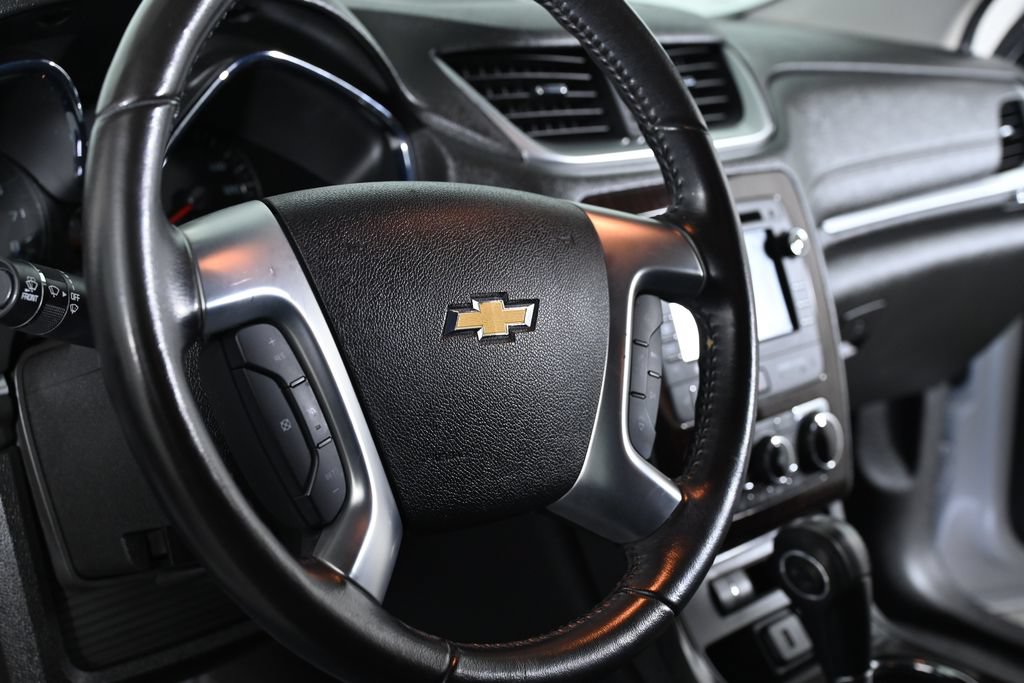 Used 2016 Chevrolet Traverse LT w/ Traveler's Package AWD/4WD image 12