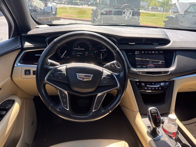 Used 2019 Cadillac XT5 Luxury FWD image 14