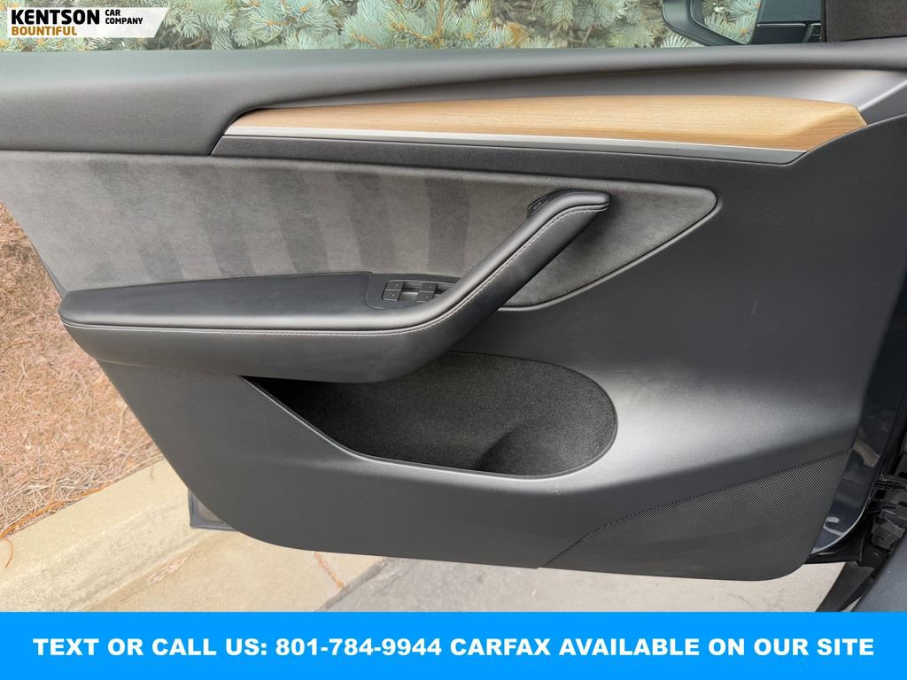 Used 2023 Tesla Model Y Long Range image 18