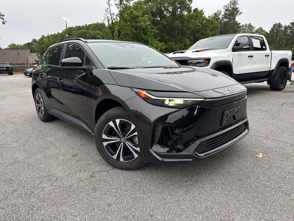Used 2024 Toyota bZ4X AWD w/ Weather Package image 4