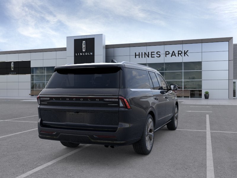 New 2026 Lincoln Navigator L Black Label AWD/4WD image 8