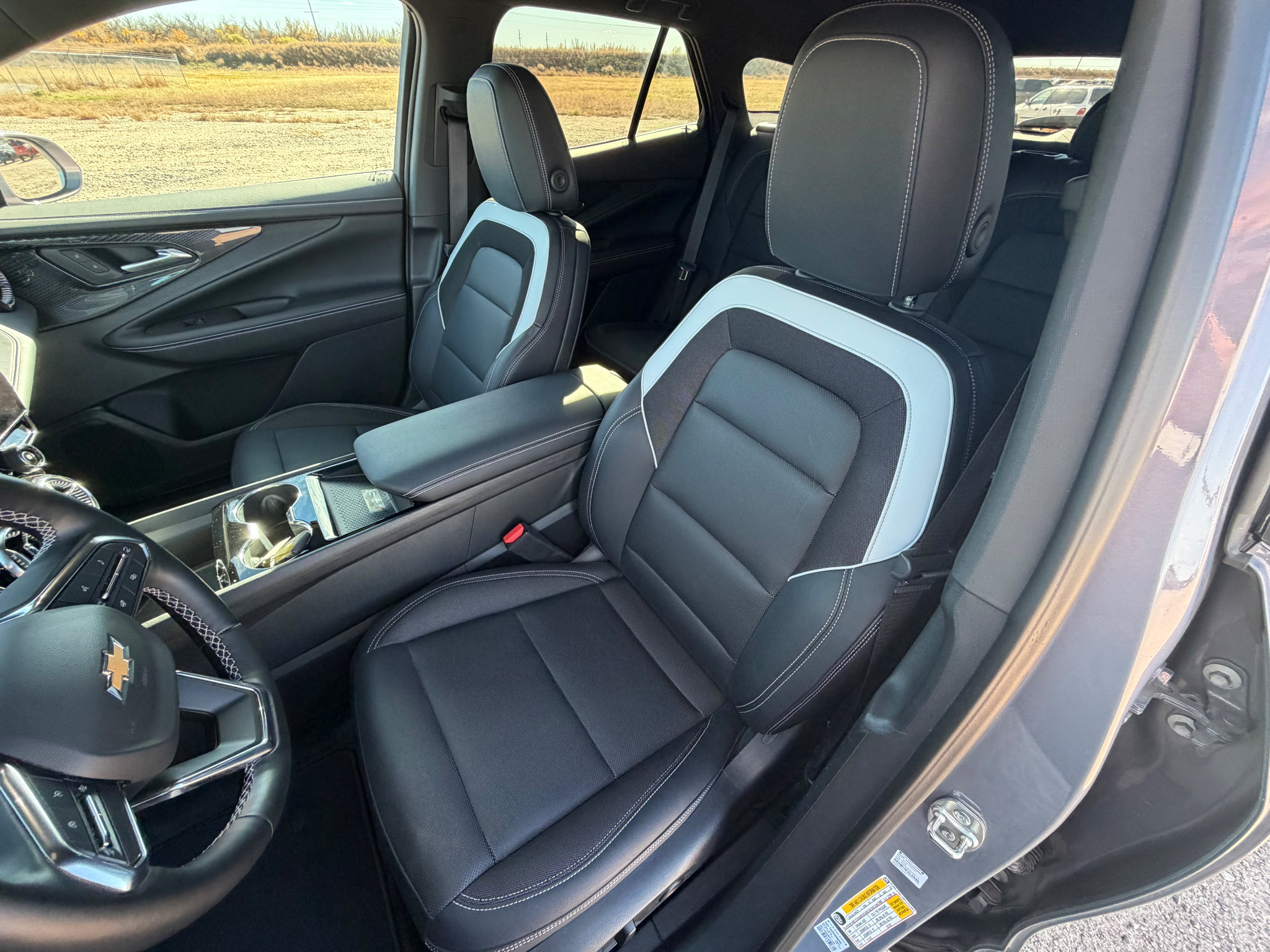 Used 2024 Chevrolet Blazer EV LT AWD/4WD image 9