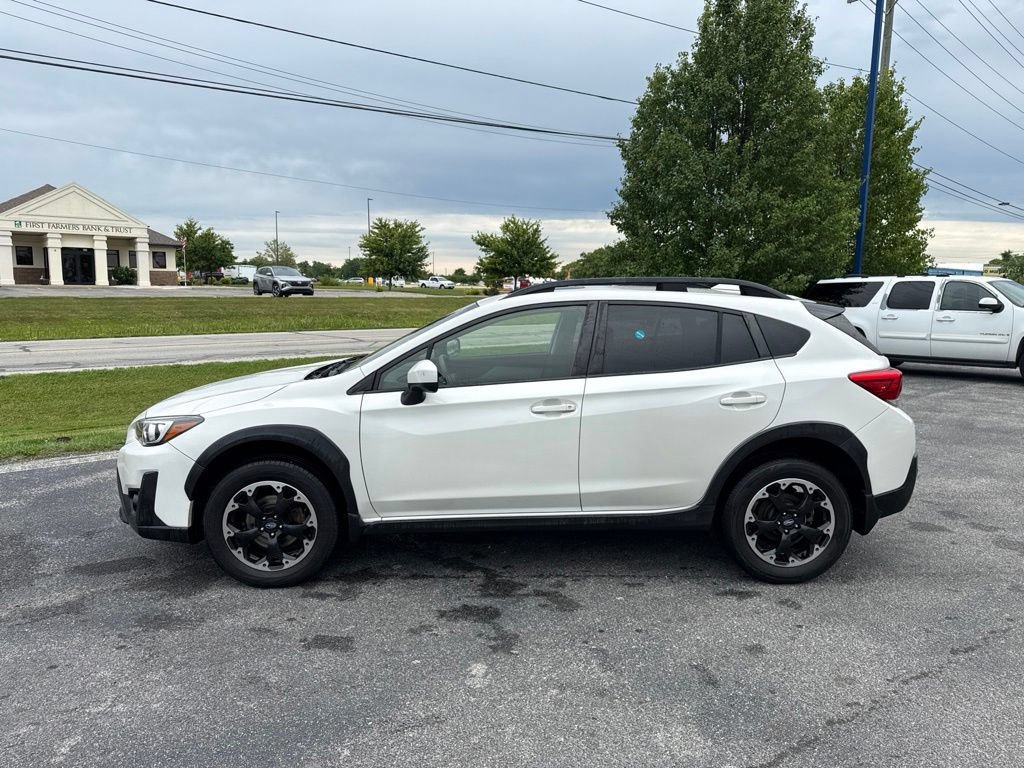 Used 2021 Subaru Crosstrek 2.0i Premium w/ Moonroof Package AWD/4WD image 2