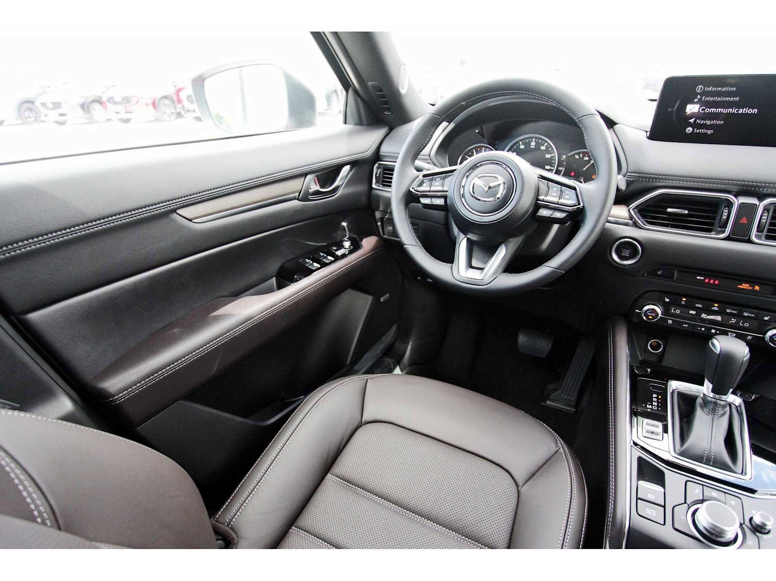 New 2025 MAZDA CX-5 Signature image 6