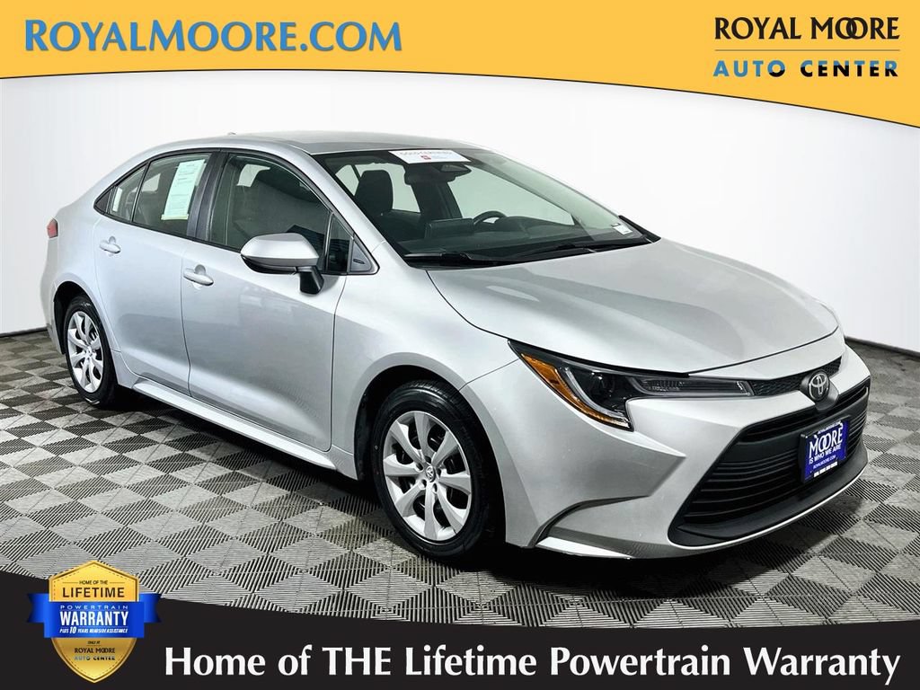 Certified 2025 Toyota Corolla LE FWD image 1