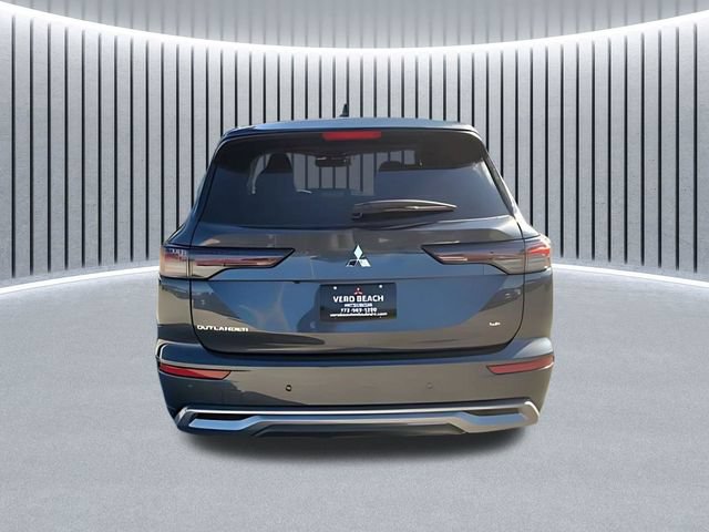 New 2026 Mitsubishi Outlander SE FWD image 5